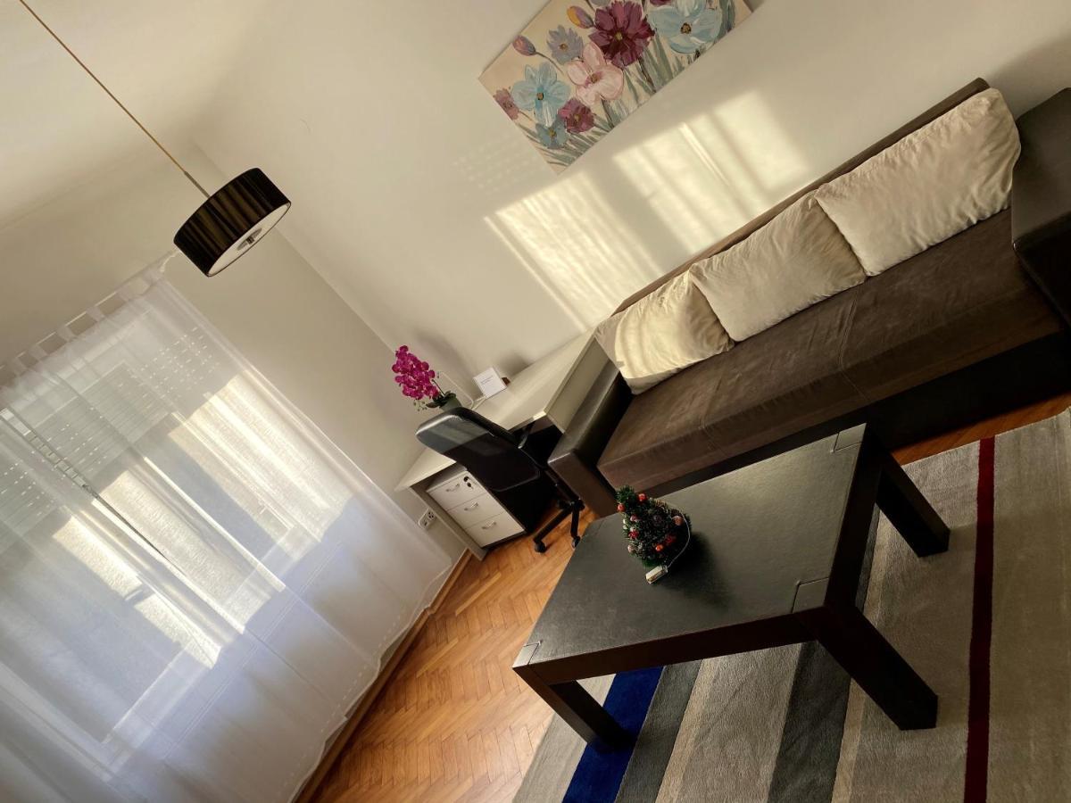 Studio Apartman Thalia Zagreb Extérieur photo