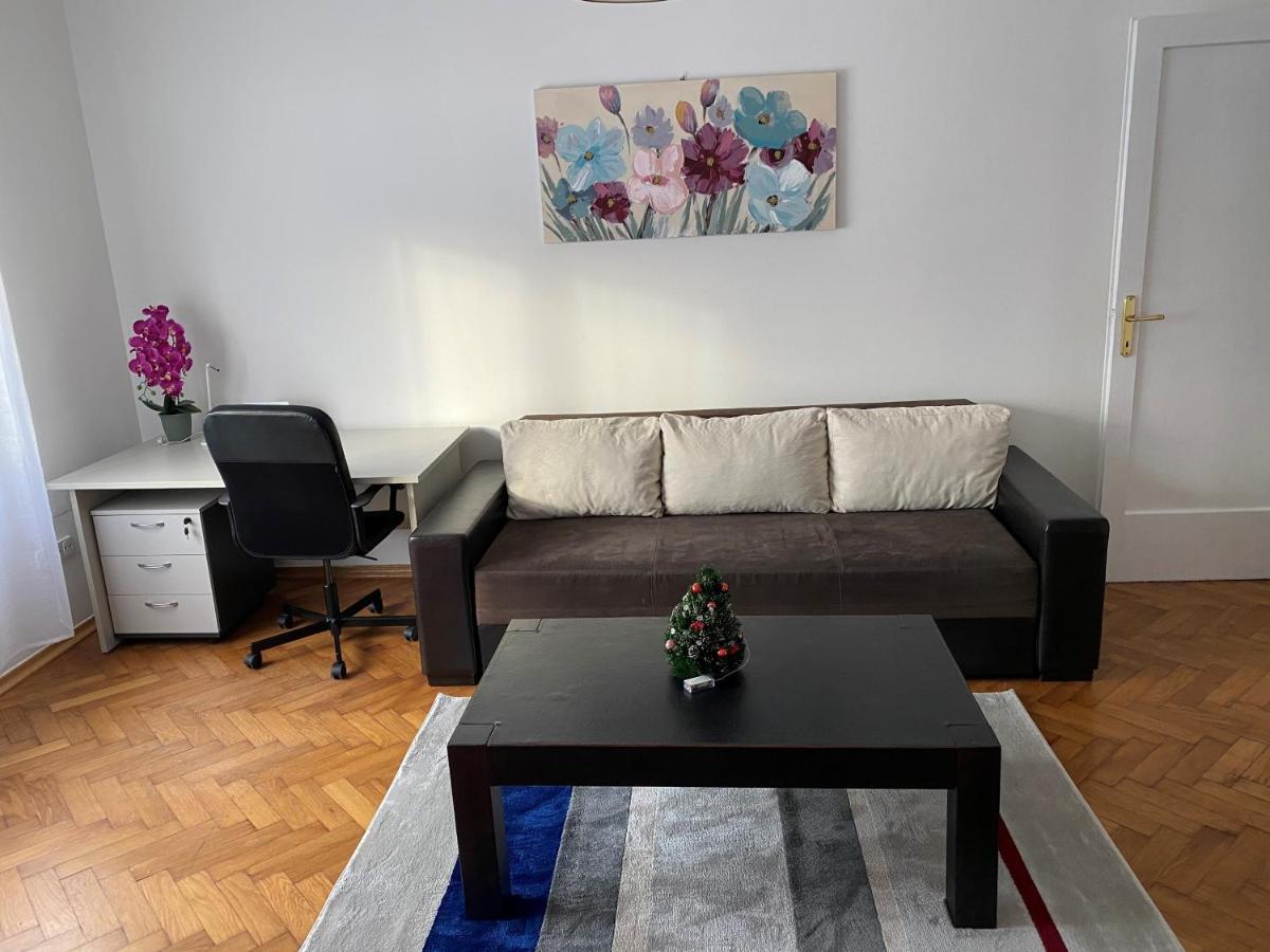 Studio Apartman Thalia Zagreb Extérieur photo